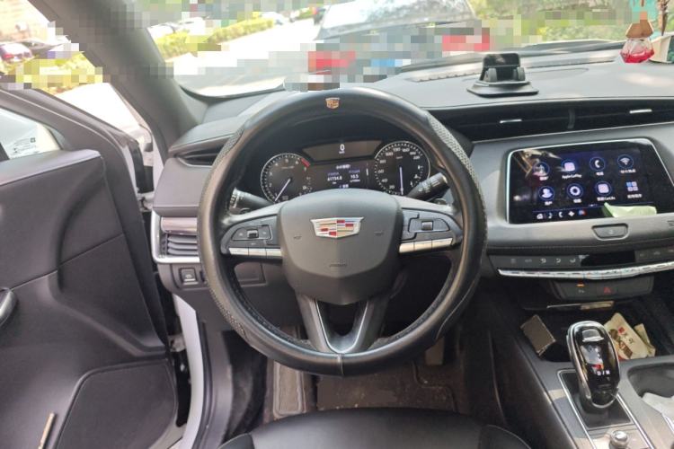 Used Cadillac XT4 2020 28T Two-Wheel Drive Tech Version