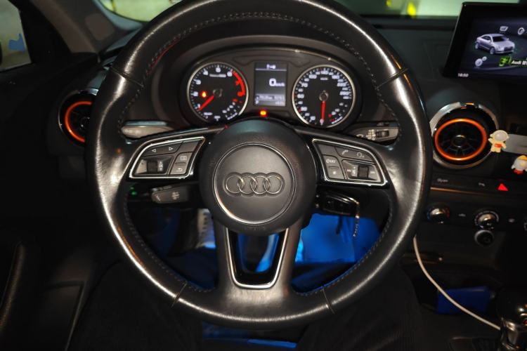 Used Audi A3 2019 Limousine 35 TFSI Fashion Edition China VI Emission Standard