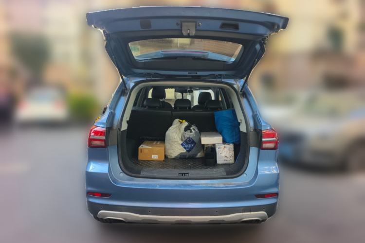 Used Roewe RX5 2016 20T Two-Wheel Drive Automatic Internet Smart Edition
