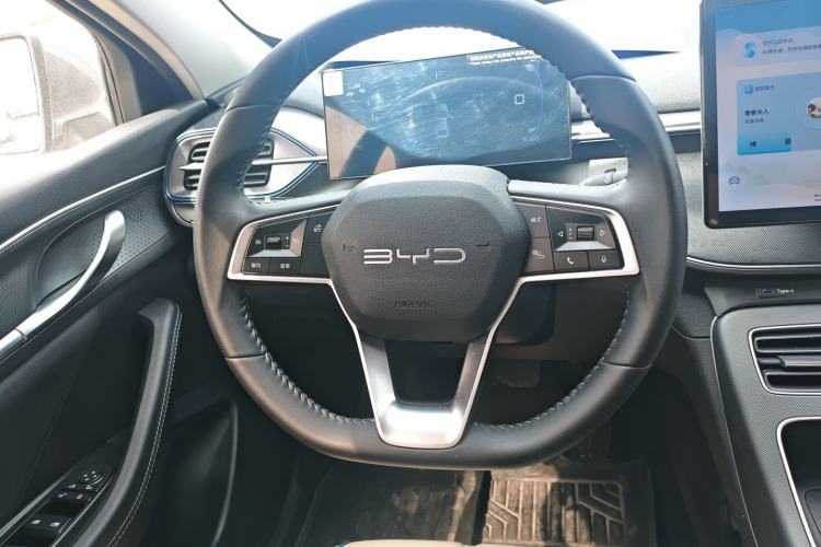 Used BYD Destroyer 05 2024 HONOR Edition DM-i 55KM Luxury Model Steering Wheel
