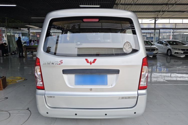 Used Wuling Rongguang 2014 1.2L S Base Model
