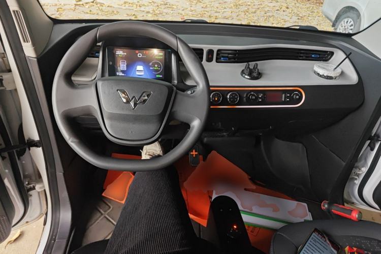 Used Wuling Hongguang MINIEV 2021 Macaron Premium Model – Lithium Iron Phosphate