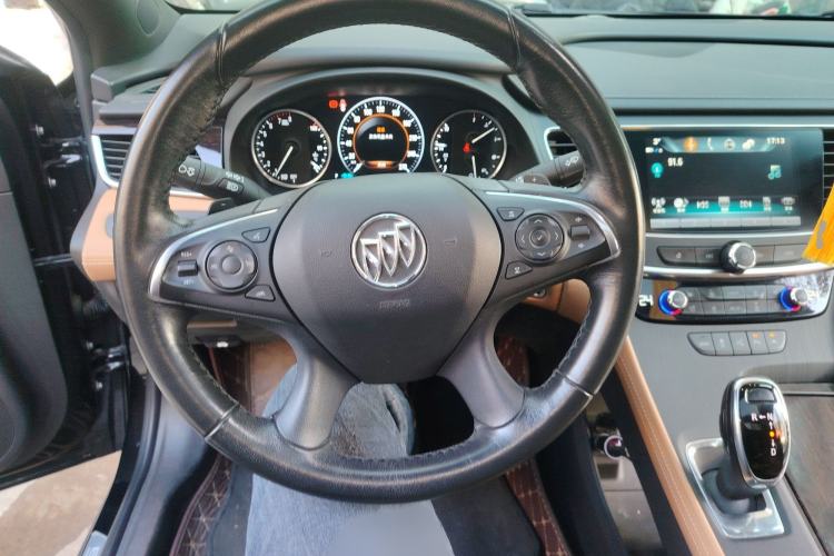 Used Buick LaCrosse 2018 28T Luxury Model