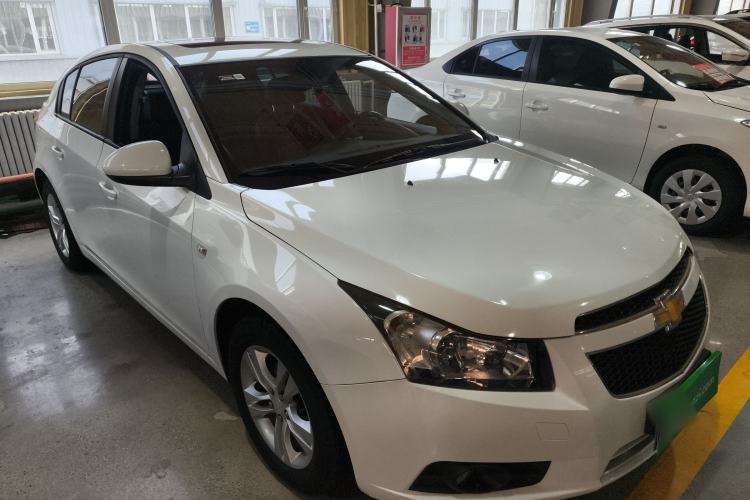 Used Chevrolet Cruze 2013 Hatchback 1.6L Automatic Luxury Model