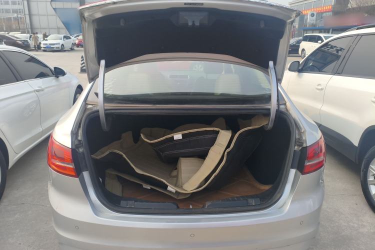 Used Ford Escort 2015 1.5L Automatic Fashion Model
