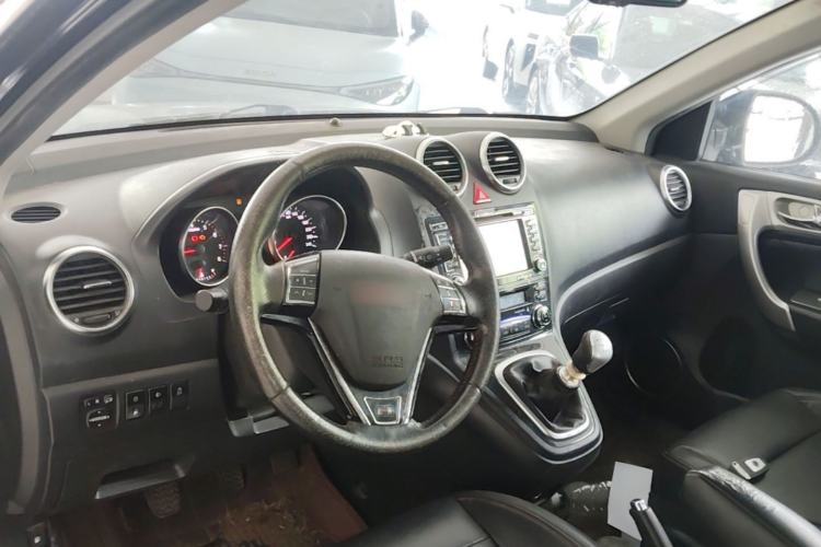 Used Haval H6 2013 Upgraded Model 1.5T Manual Two-Wheel Drive Elite Version