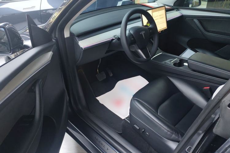 Used Tesla Model Y 2024 Rear-Wheel-Drive Version Driver Seat