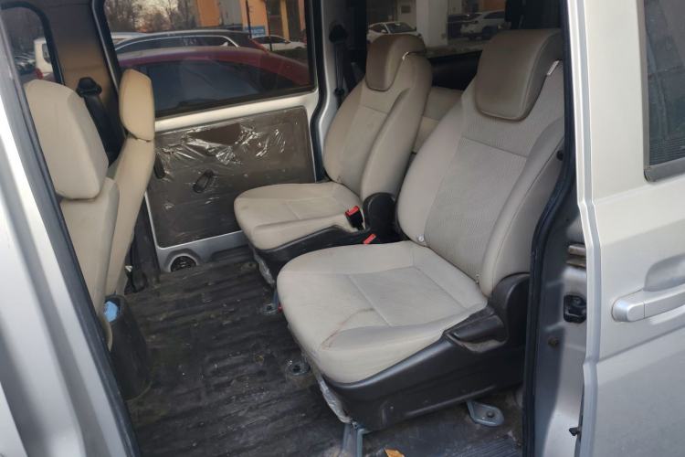 Used Wuling Rongguang V 2019 1.5L Standard Version China VI LAR