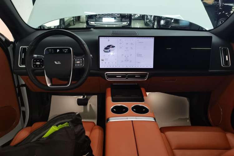 Used Li Auto L7 2023 Air model

