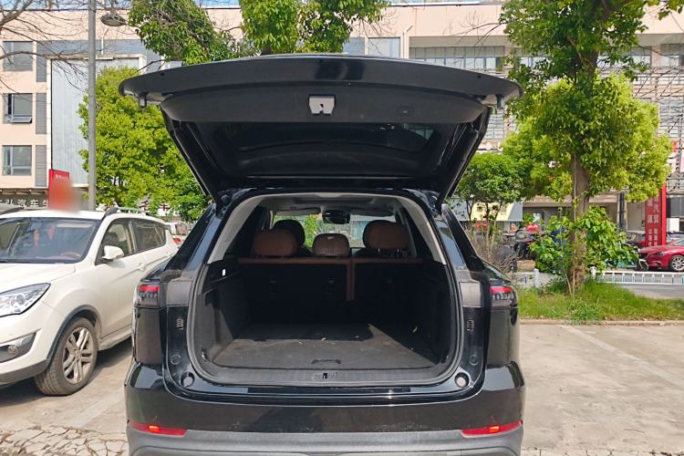 Used Chery Tiggo 8 L 2024 2.0T Two-Wheel Drive Luxury Edition 5 Seats