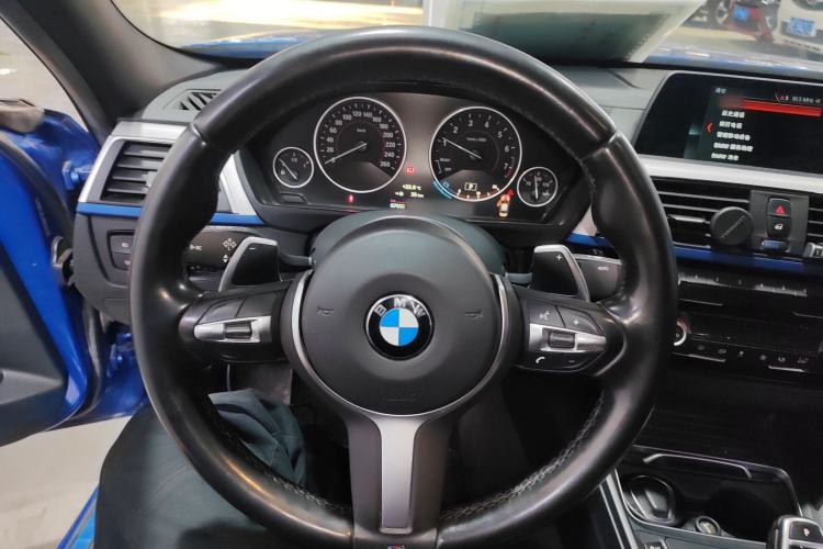 Used BMW 3 Series 2018 320i M Sport Package Steering Wheel