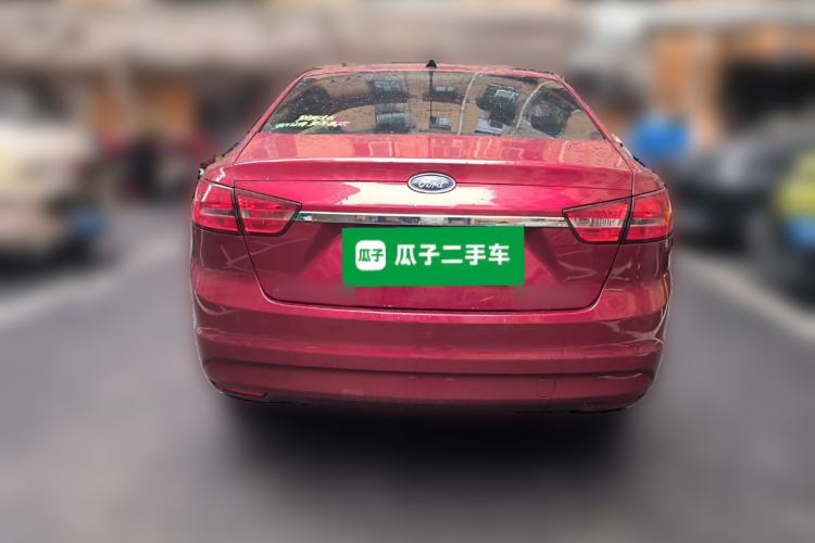 Used Ford Escort 2015 1.5L Automatic Fashion Model
