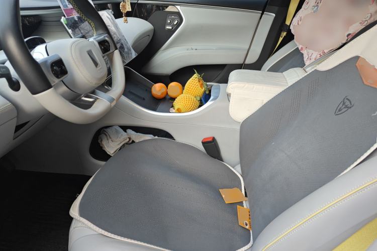 Used Avatr 11 2023 HarmonyOS Version Smart Enjoyment Upgrade Model 90-Degree Rear-Wheel Drive Edition
