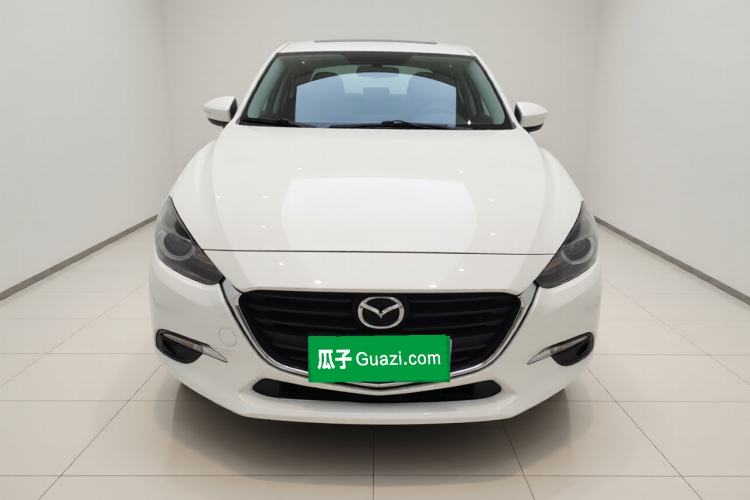 Used Mazda 3 Axela 2019 Cloud-Controlled Version Sedan 1.5L Automatic Luxury Trim China V Standard Exterior 1