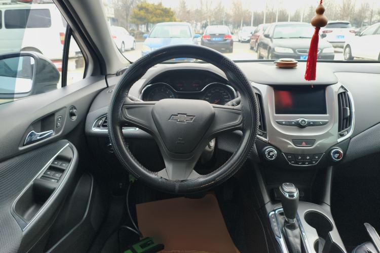 Used Chevrolet Cruze 2018 Redline 320 Automatic Pioneer Edition