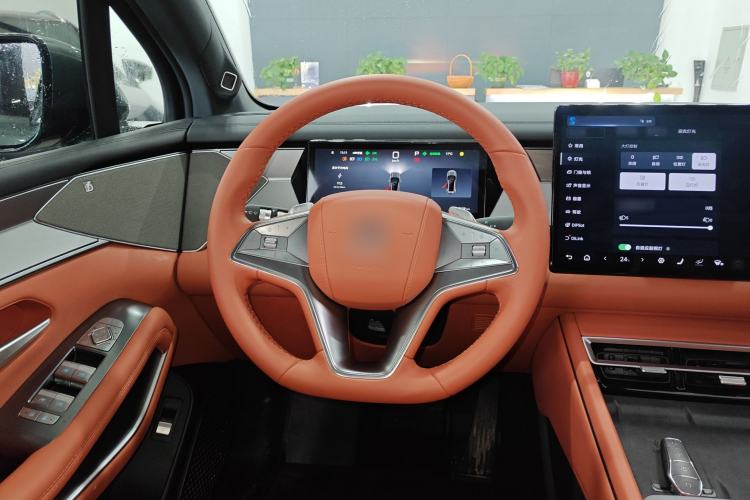 Used BYD Tang L 2025 EV with 670 km Range LiDAR and Premium Features