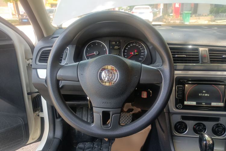 Used Volkswagen Gran Lavida 2014 1.4TSI Automatic 30th Anniversary Edition
