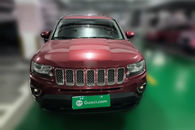 Used Jeep Compass 2014 2.0L two-wheel drive luxury version
