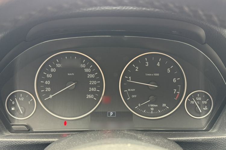 Used BMW 3 Series 2016 320Li Ambition Model
