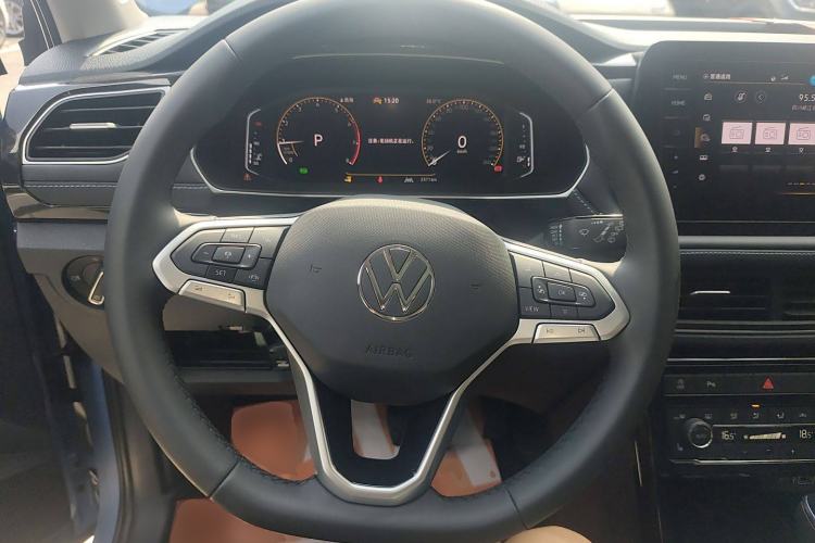 Used Volkswagen Tharu 2025 NewRui 300TSI Prestige Edition