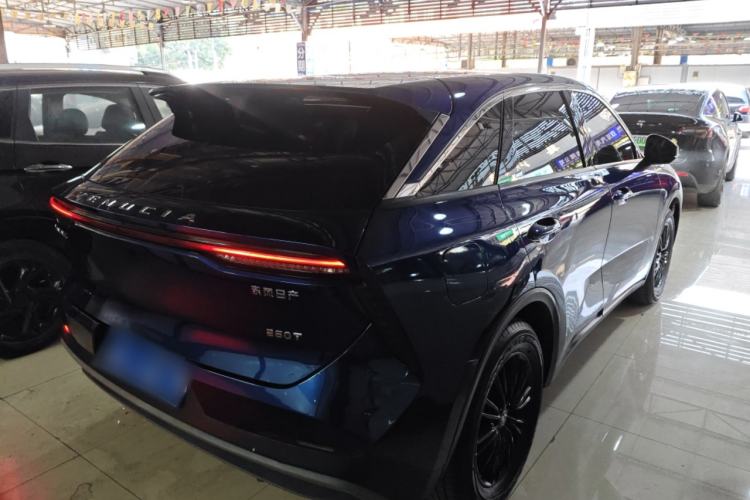 Used Venucia V 2021 260T Idol Edition