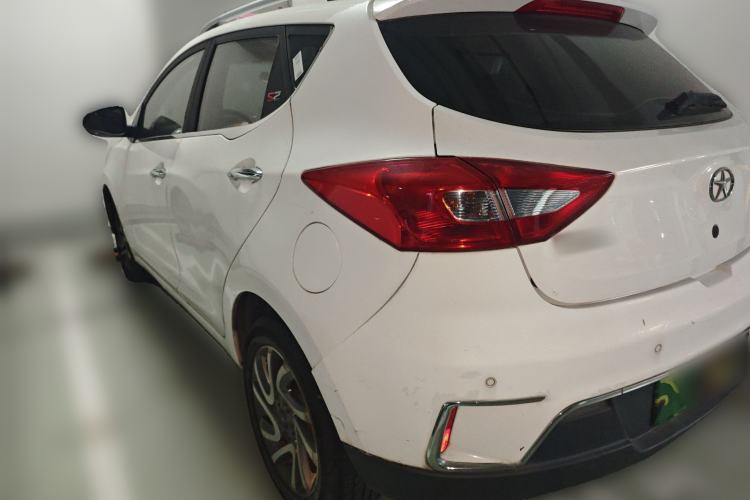 Used JAC Group Refine S2 2016 1.5L CVT Luxury Smart Version Two-Tone Edition
