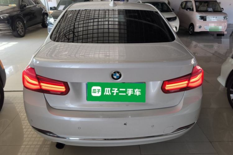 Used BMW 3 Series 2016 320Li Ambition Model
