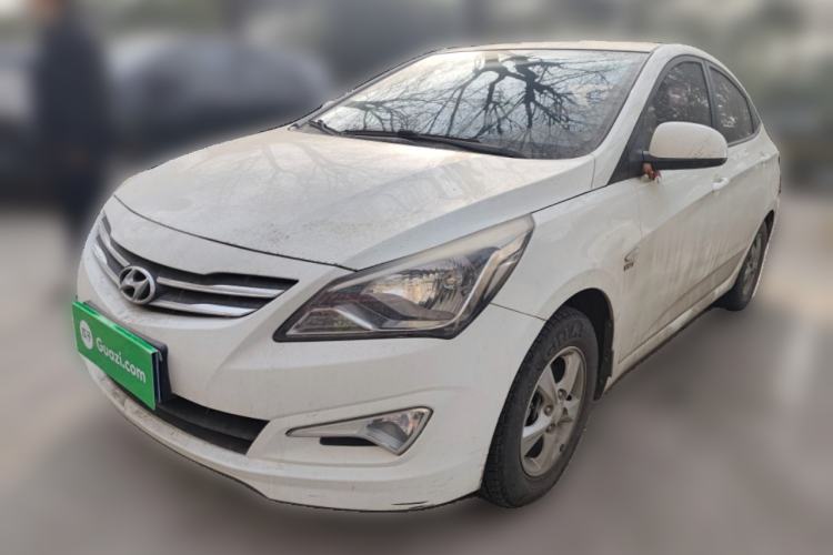 Used Hyundai Verna (older generation) 2014 1.4L Manual Smart GLS Trim