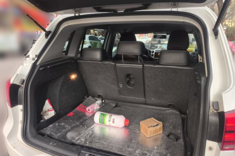 Used Volkswagen Tiguan 2016 280TSI Automatic Two-Wheel-Drive Silk Road Style Edition