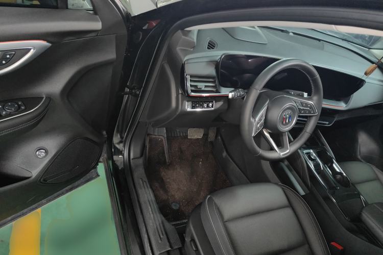 Used Buick Envision 2024 Encore Plus 28T Two-Wheel Drive Luxury Edition
