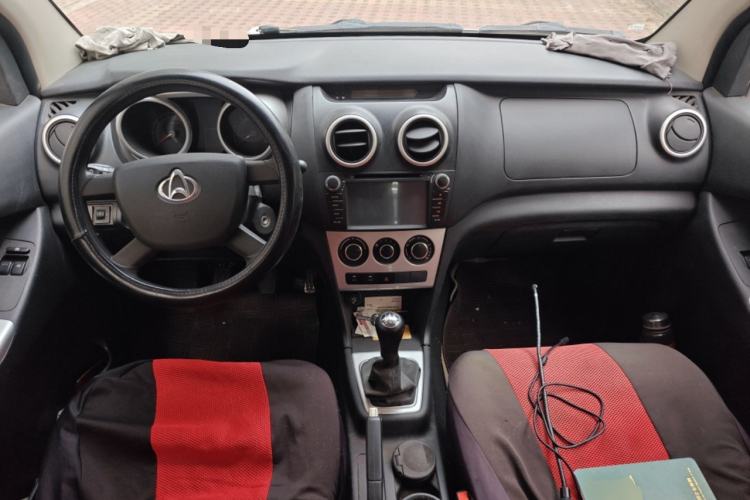 Used CHANGAN KAICHENG Ounuo S 2014 1.5L Base Version Center Console