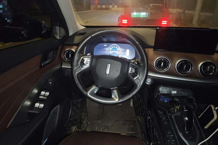 Used Wey VV6 2021 2.0T Two-Wheel Drive Smart Protection+
