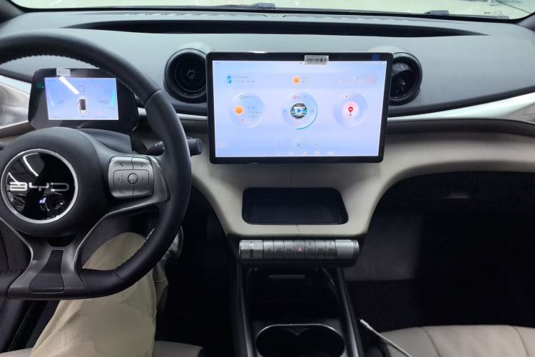 Used BYD Dolphin 2023 420 km Fashion Edition