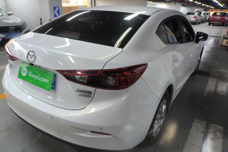 Used Mazda 3 Axela 2017 Sedan 1.5L Automatic Comfort Model Emission Standard China V
