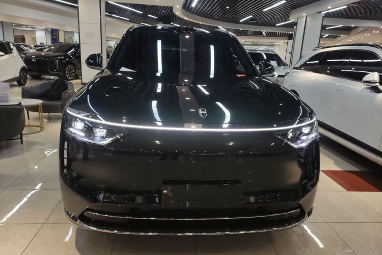 Used Hima AITO M8 2025 Extended-Range Ultra Version 53.4 kWh 6-Seater Edition Front