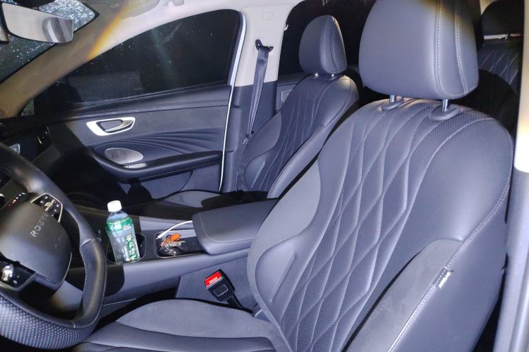 Used Roewe D7 2023 DMH 125km Excellence Edition