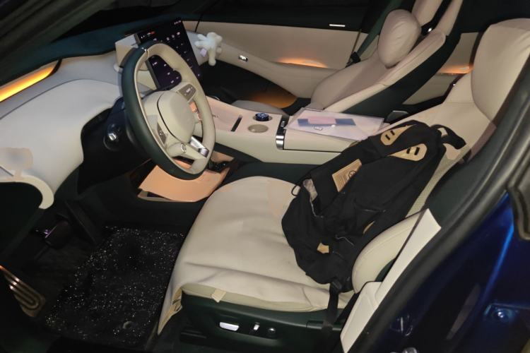 Used Xiaomi Auto YU7 2025 Ultra-Long Range Rear-Wheel Drive Version Left Front Seat