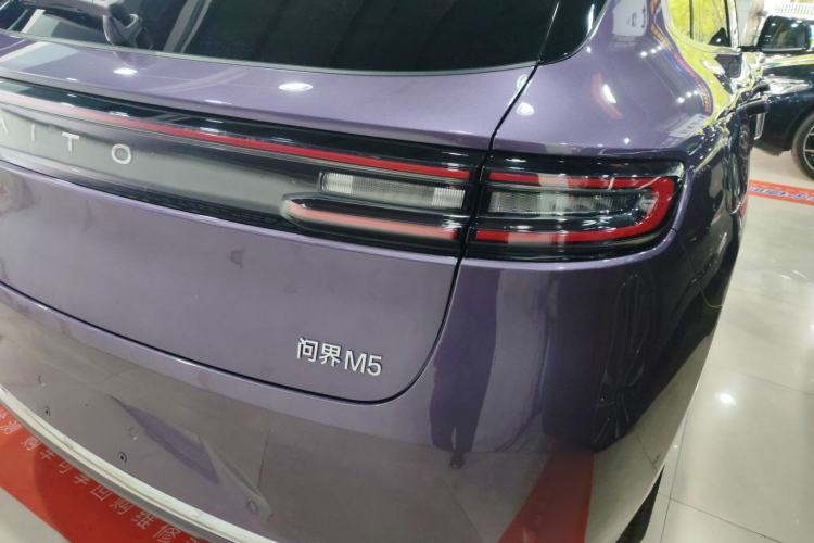 Used Hima AITO M5 2025 Extended-Range Ultra All-Wheel-Drive Version Right Rear Taillight