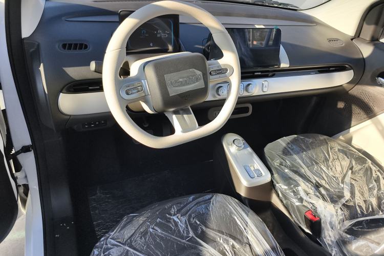 Used CHANGAN NEVO Lumin 2026 Model Treasure Edition 205km Passionate Beige Ningde