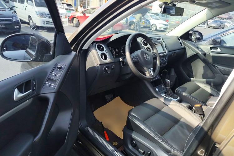 Used Volkswagen Tiguan 2015 1.8TSI Automatic Two-Wheel Drive Luxury Model Driver Seat