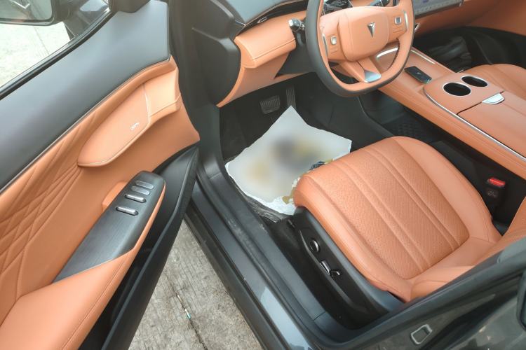 Used Deepal S07 2025 215Max Deep Blue Intelligent Driving AD PRO Range-Extended Version
