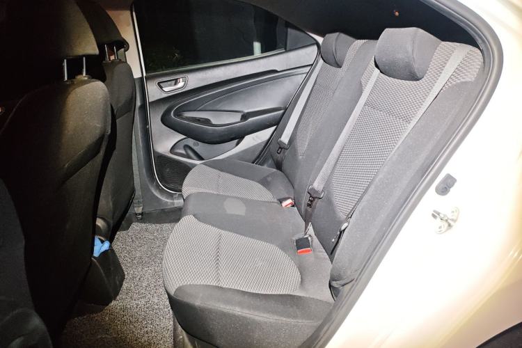 Used Hyundai Verna (older generation) 2017 1.4L Manual Huancai Edition China V Standard Left Rear Seat