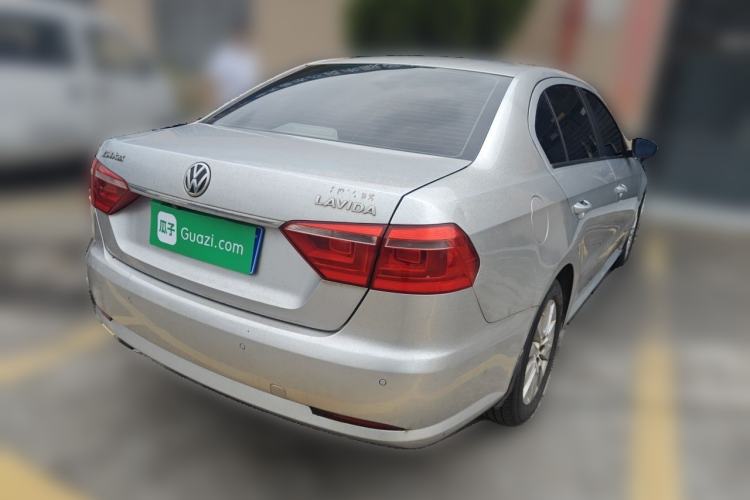 Used Volkswagen Lavida 2013 1.6L Manual Comfort Edition
