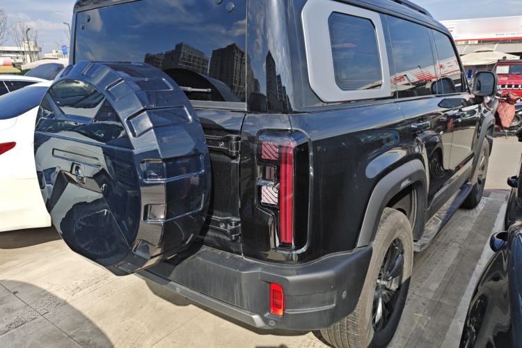 Used BAIC Off-Road BJ40 2024 2.0T All-New Urban Hunter Edition Ultimate Version
