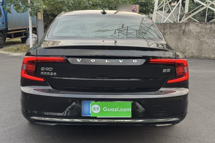 Used Volvo S90 2024 B5 Zhiyi Luxury Edition Exterior 7