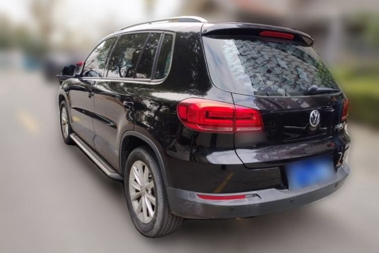 Used Volkswagen Tiguan 2015 1.8TSI Manual Two-Wheel-Drive Limited Edition
