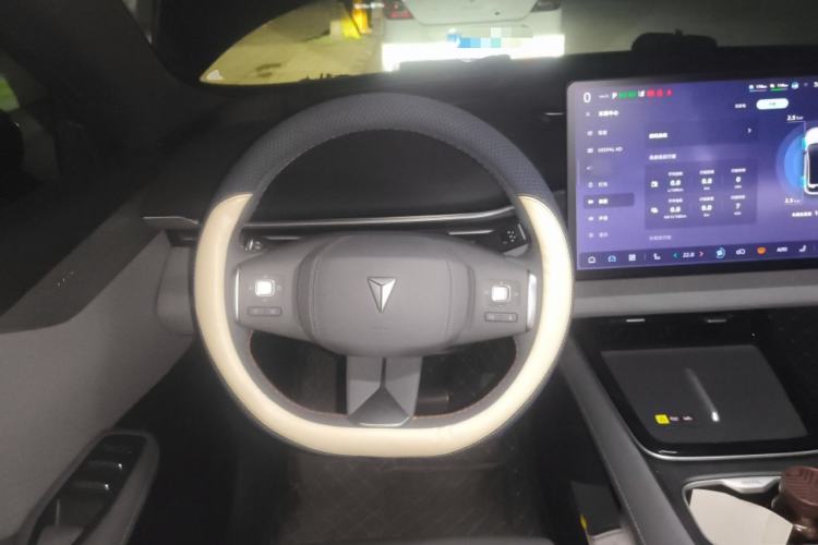 Used Deepal S05 2024 200Max Range-Extended Long-Range Version
