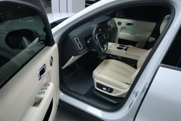 Used Li Auto L9 2025 Pro Smart Refreshed Edition