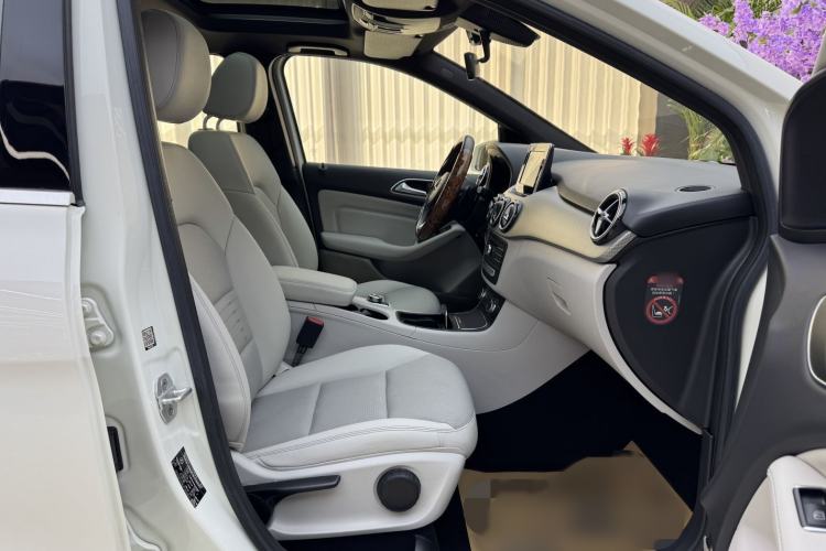 Used Mercedes-Benz B-Class 2015 B 200 Sport Edition