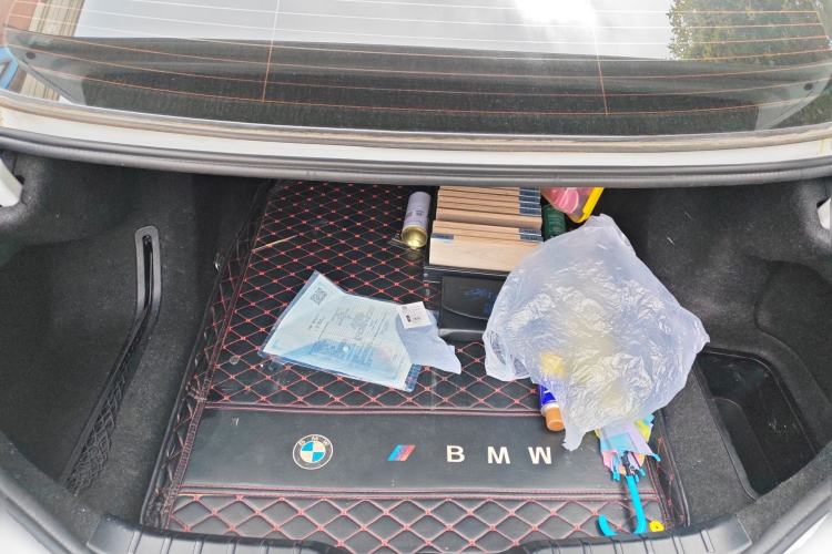 Used BMW 5 Series 2017 525Li Leading Model Trunk